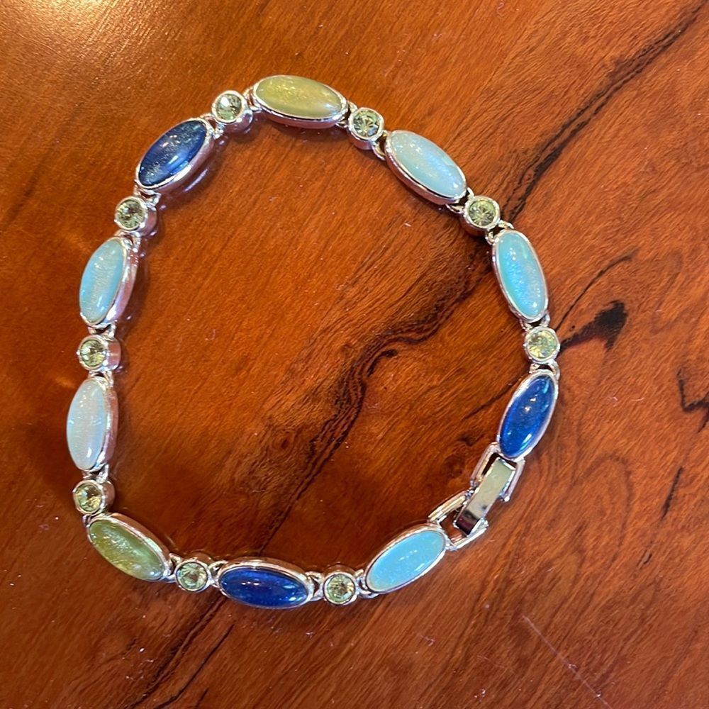 Multicolored bracelet